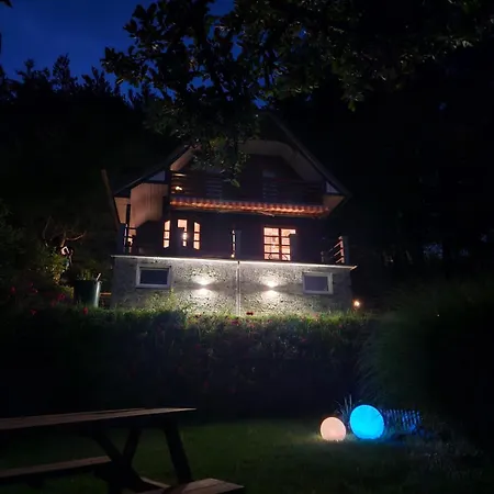 Semesterbostad Onkel Willis Huette *